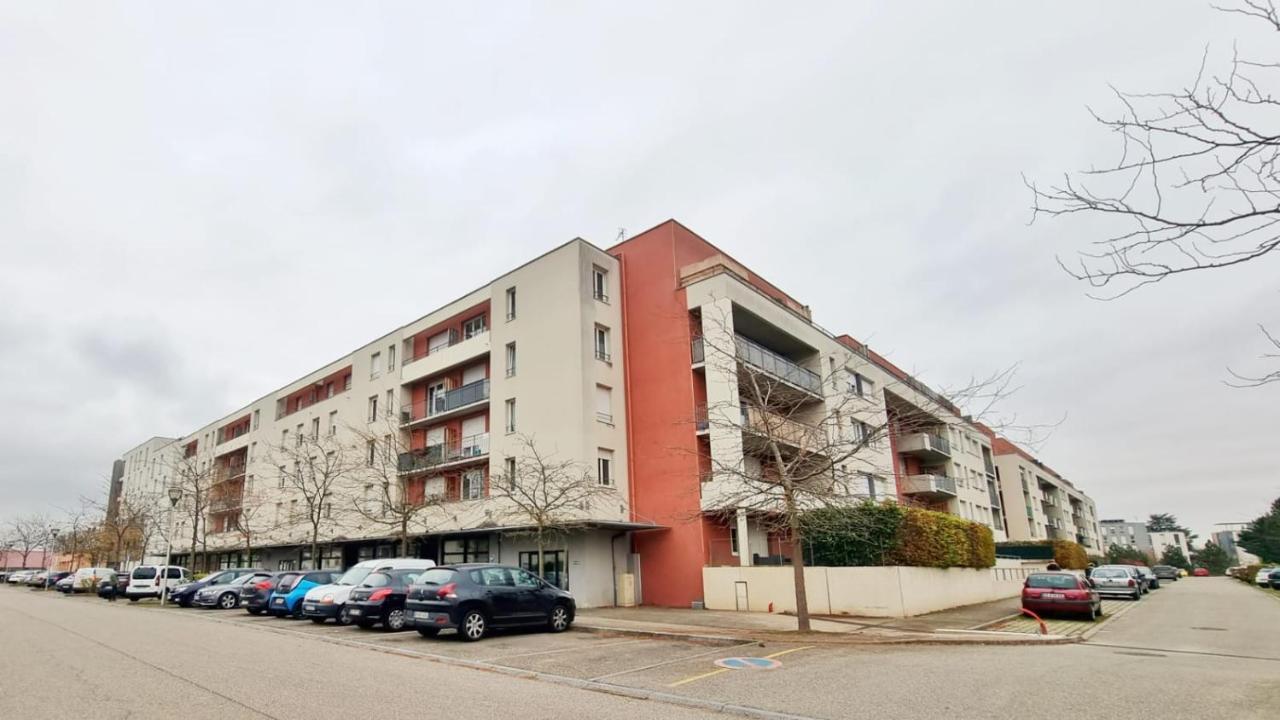 Le Smart - Parking - Terrasse - Wifi - Mulhouse - Relax Bnb Pfastatt Dış mekan fotoğraf